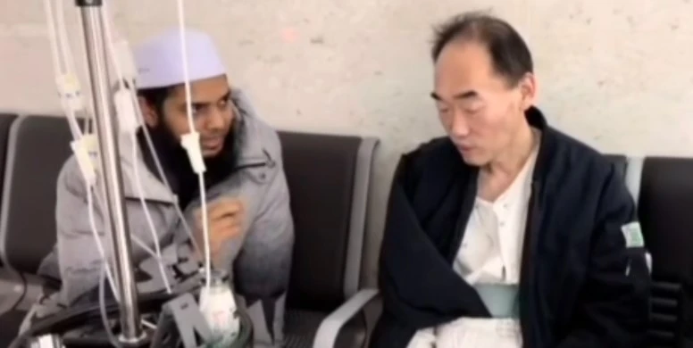 বাংলাদেশি আলেমের হাতে অন্তিম মুহূর্তে ইসলাম গ্রহণ কোরিয়ান বৃদ্ধের